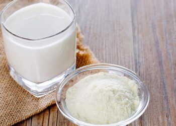 Sữa tươi tách béo là gì?