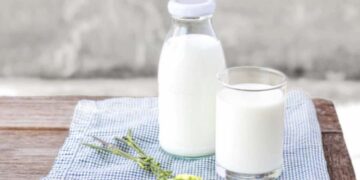 Cách chọn sữa tươi tiệt trùng hữu cơ