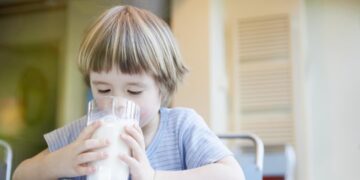 Sữa tươi nguyên kem là gì?