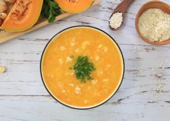 Cháo (bột) sữa, bí đỏ