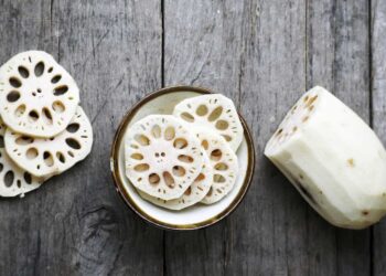 10 công dụng của củ sen