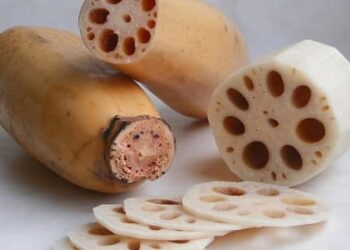 Không kết hợp củ sen với đậu tương